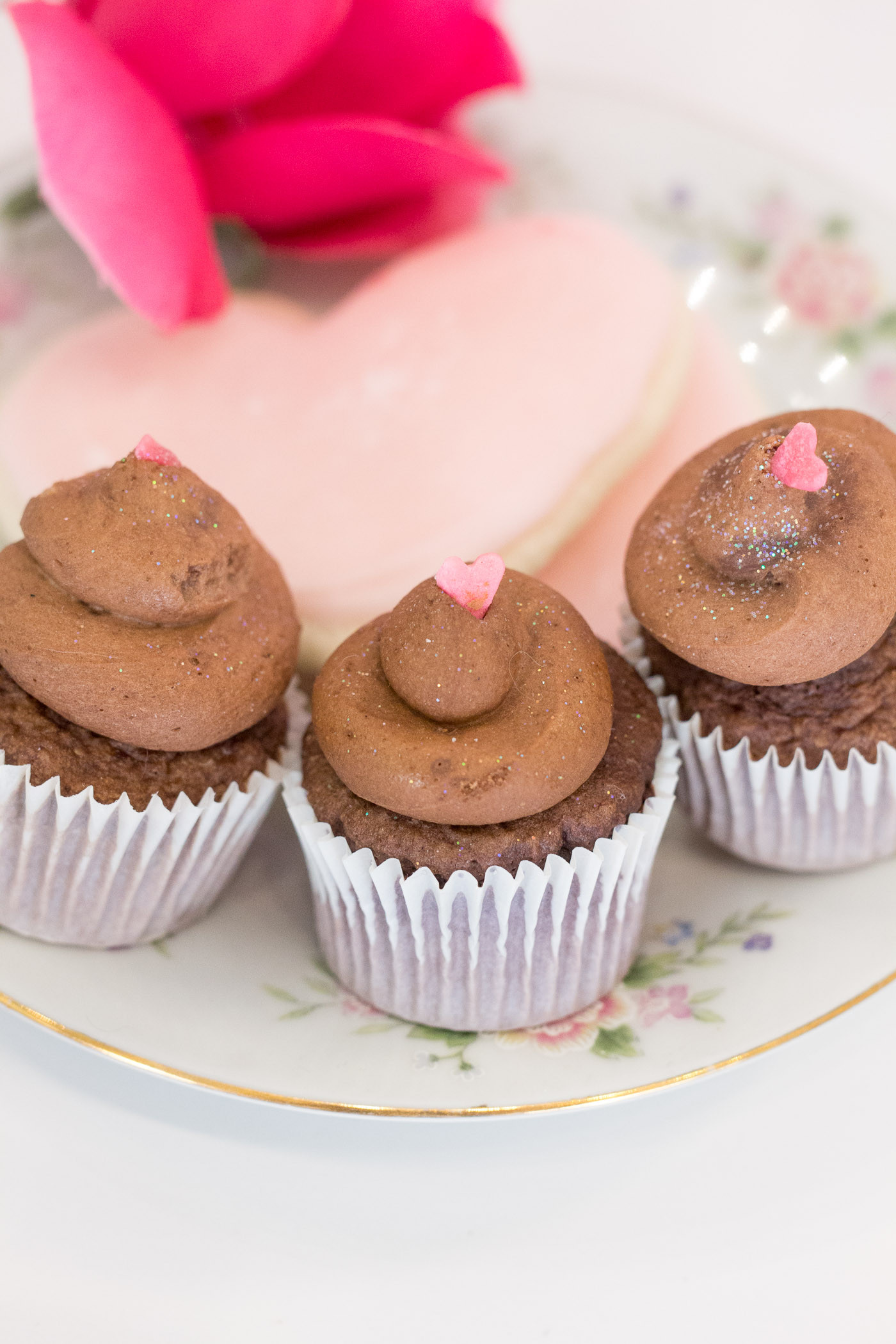 Baking Mini Cupcakes Inspirational 5 Tips for Baking Mini Cupcakes with Cupkates Treats and
