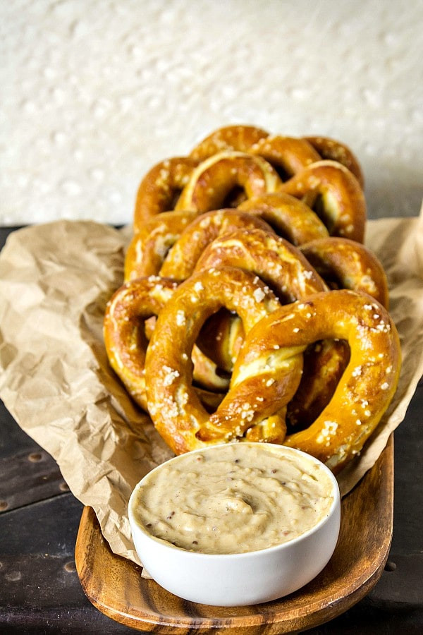 Beer Cheese Sauce for Pretzels Luxury the Best Beer Cheese Sauce for Pretzels