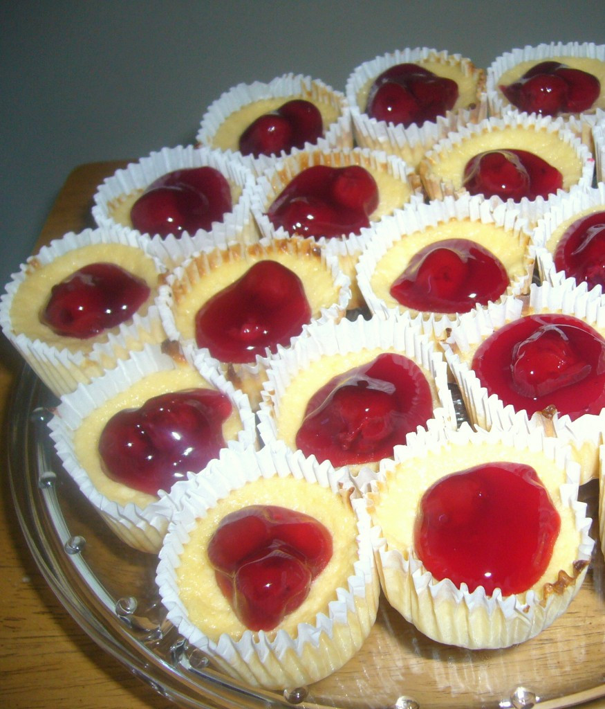 Cheesecake Cupcakes with Vanilla Wafers Best Of Cherry Cheesecake Cupcakes Vanilla Wafers