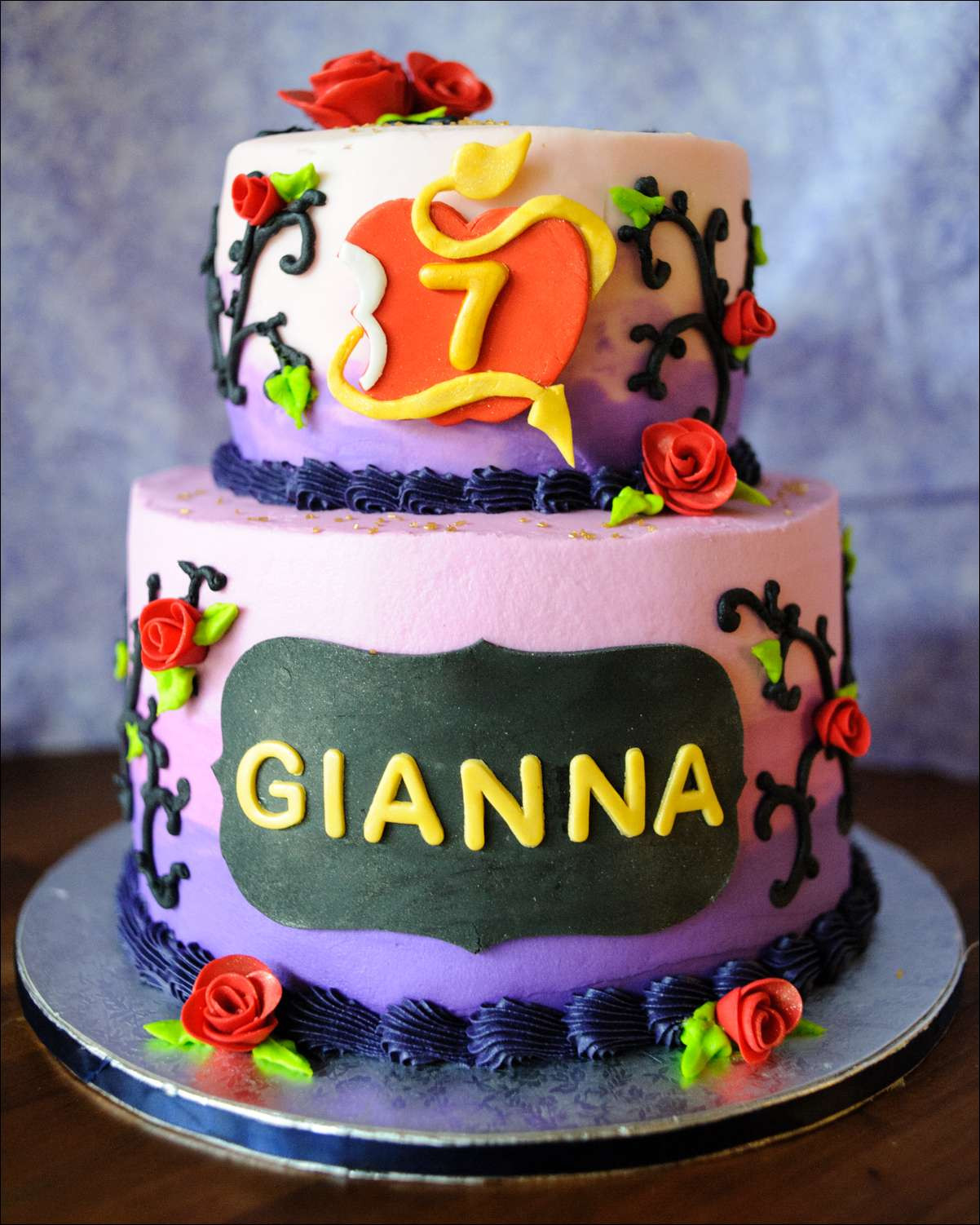 Descendants Birthday Cake Elegant Disney Descendants Birthday Cake