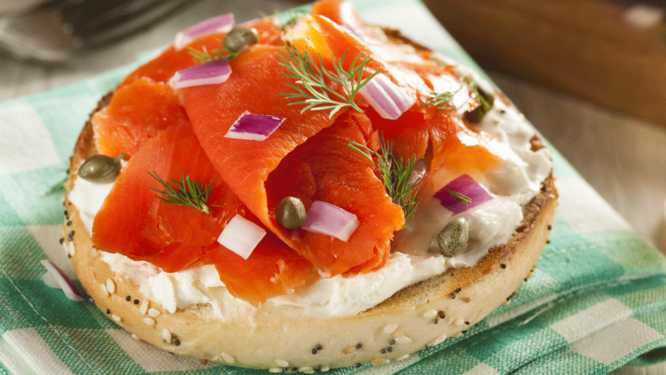 Difference Between Lox and Smoked Salmon Luxury these are the Differences Between Lox Gravlax and Smoked