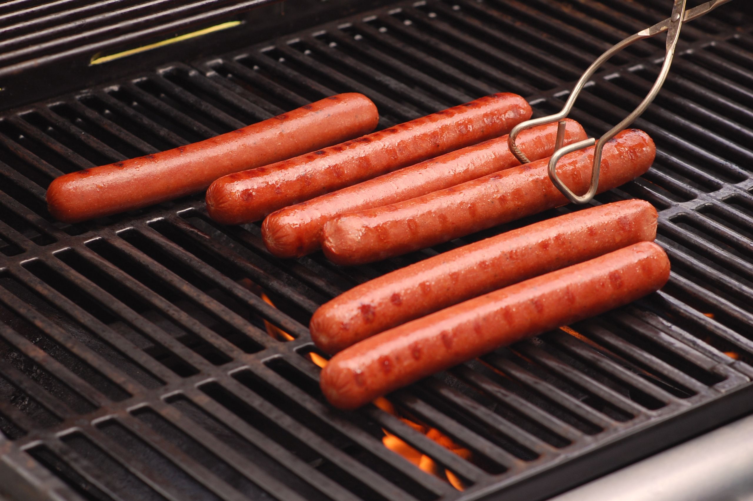 Grilling Hot Dogs Luxury Hot Dogs What they Do to Your Body