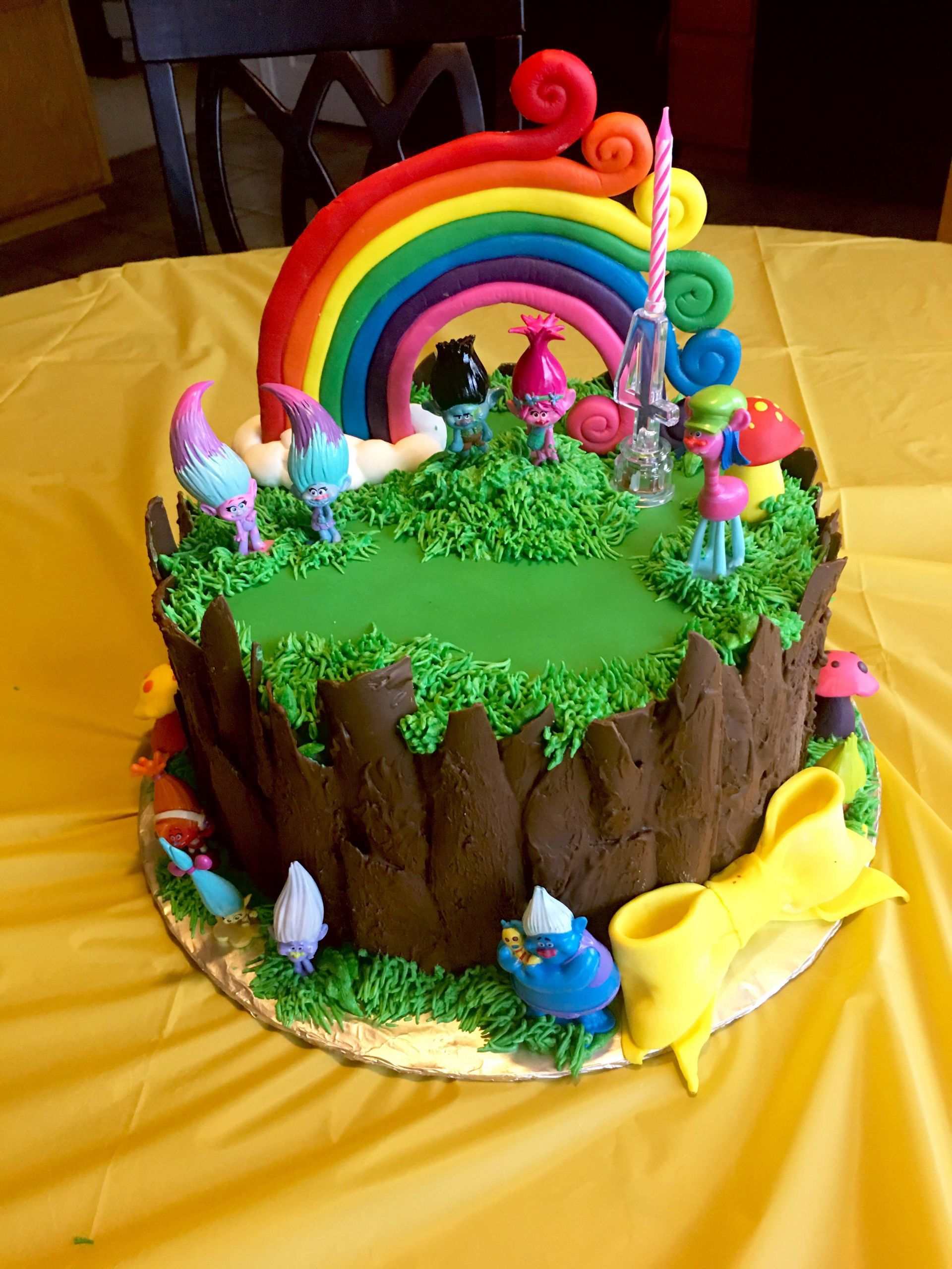 Trolls Birthday Cake Luxury First Time Posting My Daughters Trolls Birthday Cake for